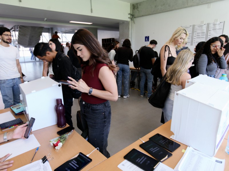 Se realiza sin incidentes primera jornada electoral en la UdeG