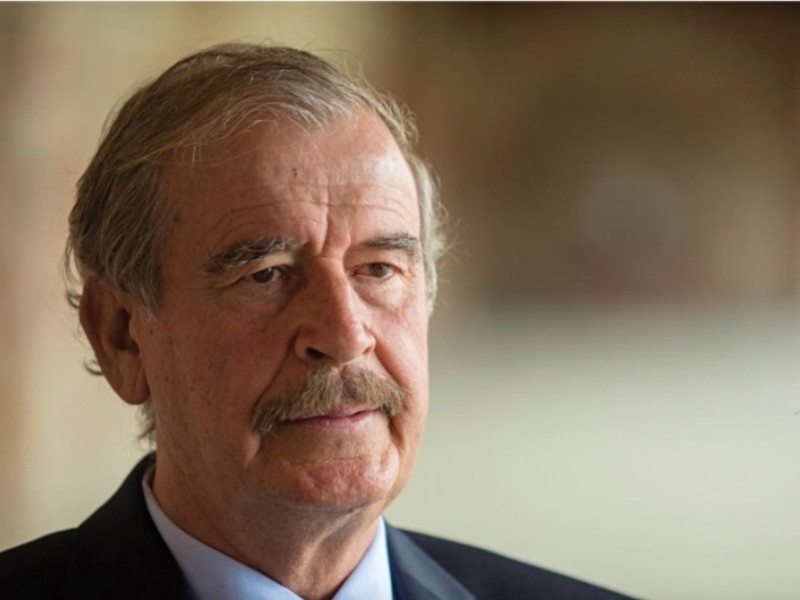 Se recupera Vicente Fox de cirugía de columna