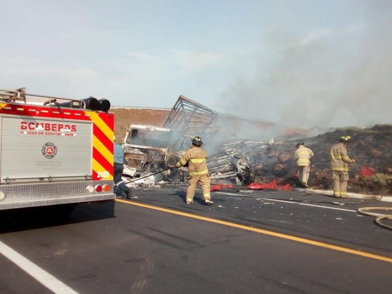 Se registra accidente en la Cuitzeo -Pátzcuaro