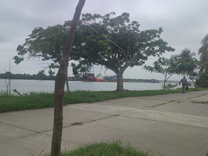 Se registra ambiente de fresco a  frío en Tuxpan