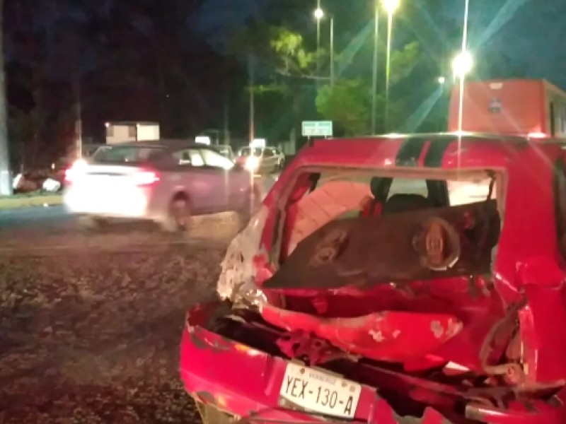 Se registra aparatoso accidente en la colonia Formando Hogar