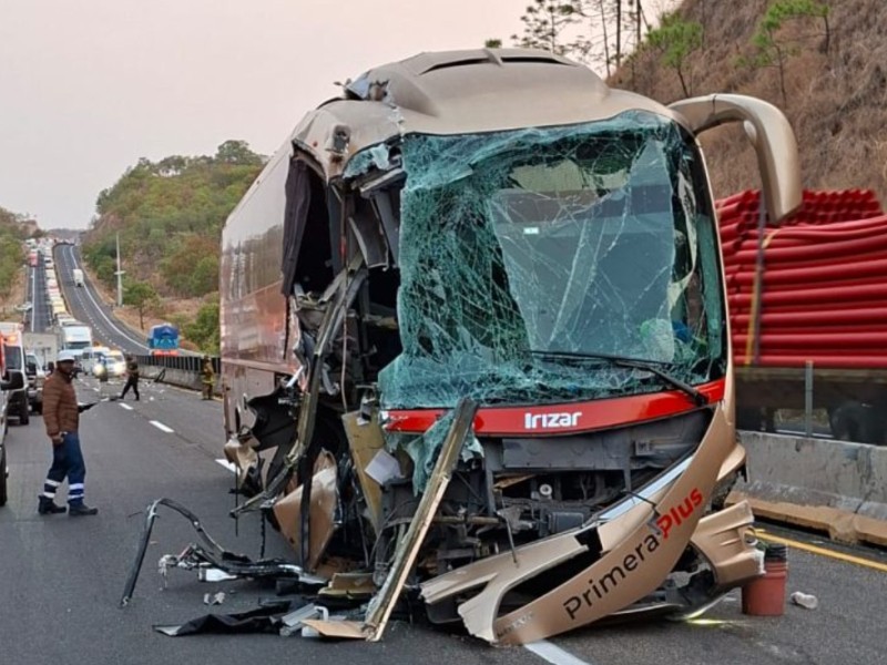 Se registra choque en autopista Tepic-Guadalajara
