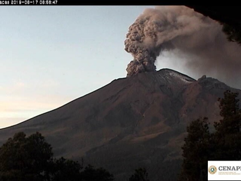 Se registra explosión del Popocatépetl