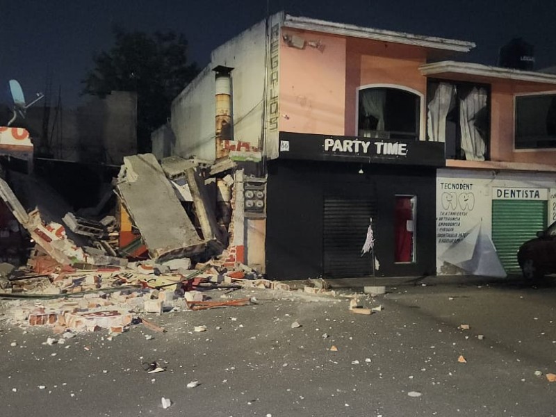 Se registra fuerte explosión en Santa Clara Ocoyucan