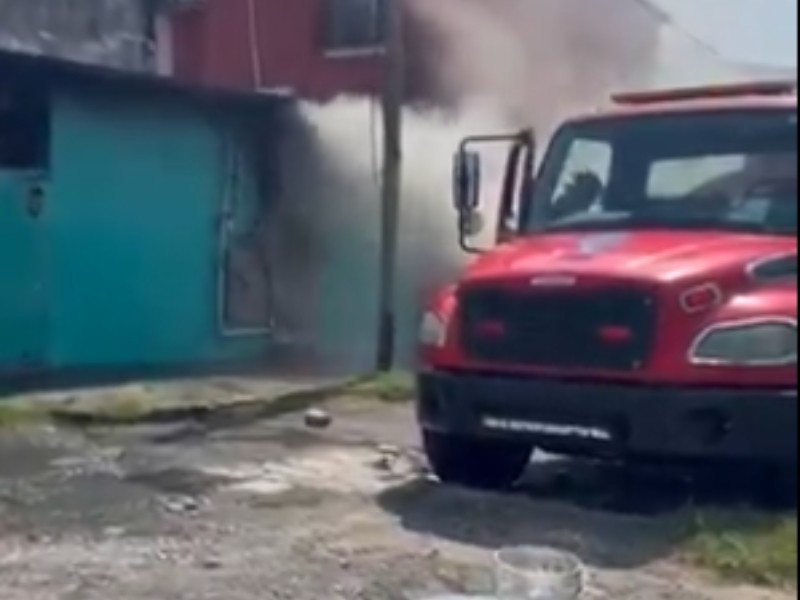 Se registra fuerte incendio en Río Medio al norte de Veracruz