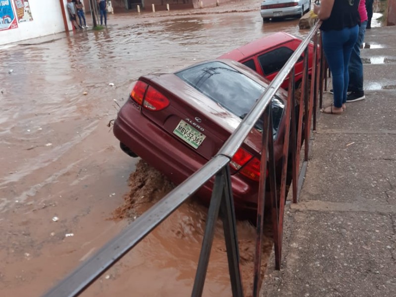 Se registra fuerte Lluvia acompañada con granizo en la frontera