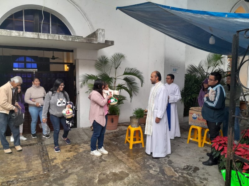 Tuxpeños celebran a la Virgen de Guadalupe