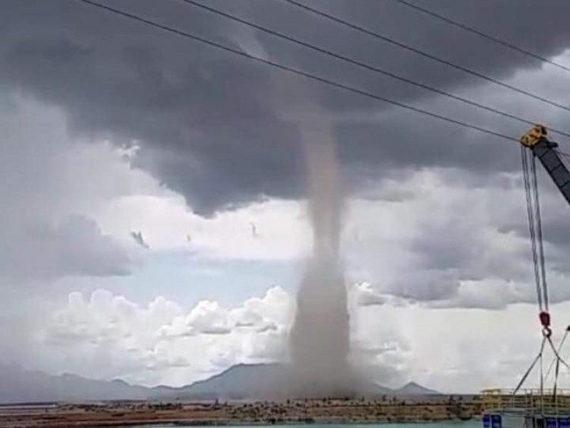 Se registra tornado en Cananea, Sonora.