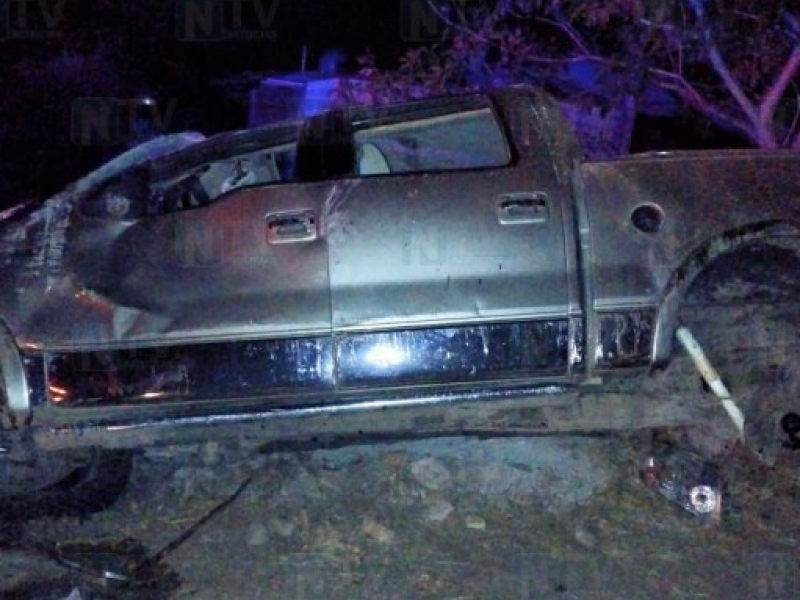 Se registra volcadura en la carretera a San Blas