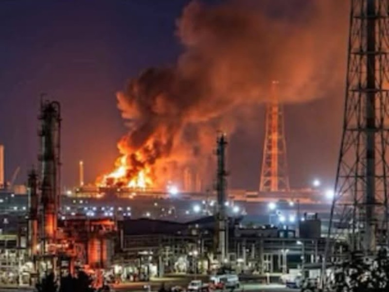 Se registran 4 explosiones y 3 incendios en refinería de Salina Cruz