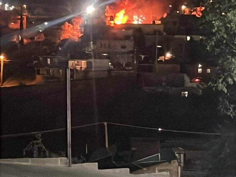 Se registran dos incendios la noche del sábado