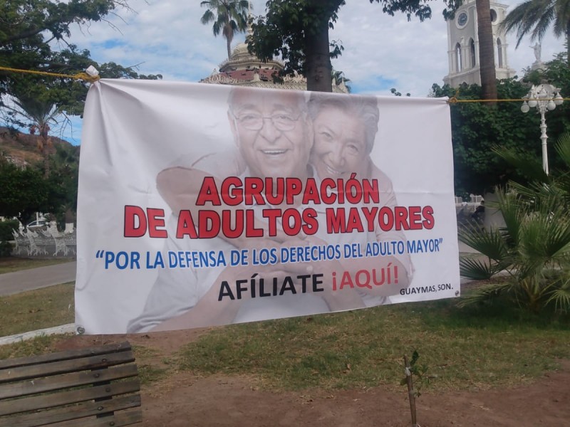 Se registran para constituir agrupación de adultos mayores