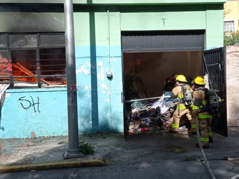 Se registró incendio en casa del centro histórico de Puebla