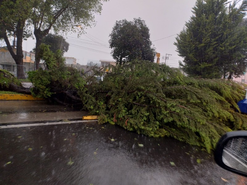 Se registró una fuerte lluvia en la capital poblana