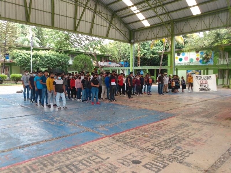 Se repliegan estudiantes de la Normal Rural Mactumatzá