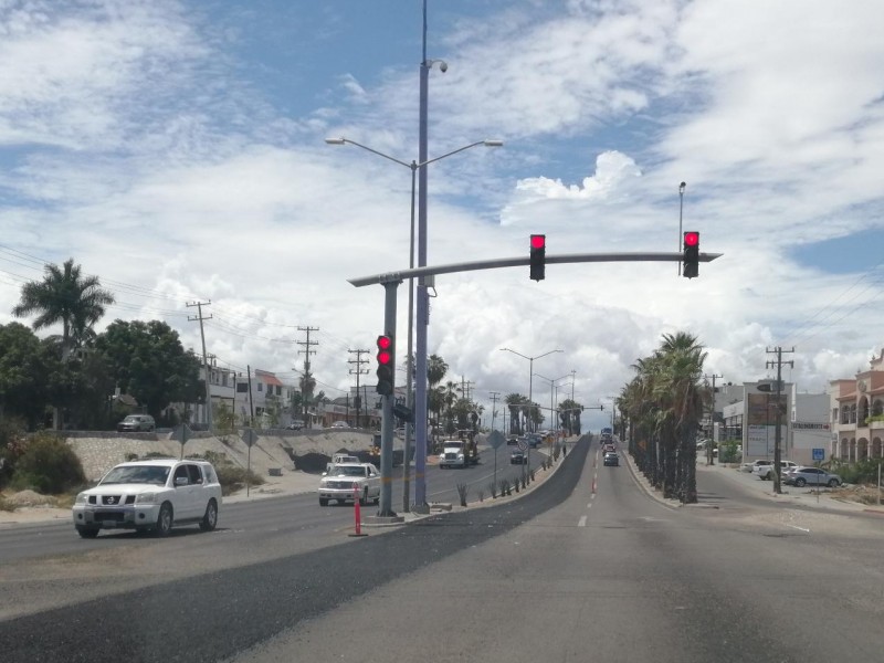 Se reporta tráfico lento por obras en la transpaninsular