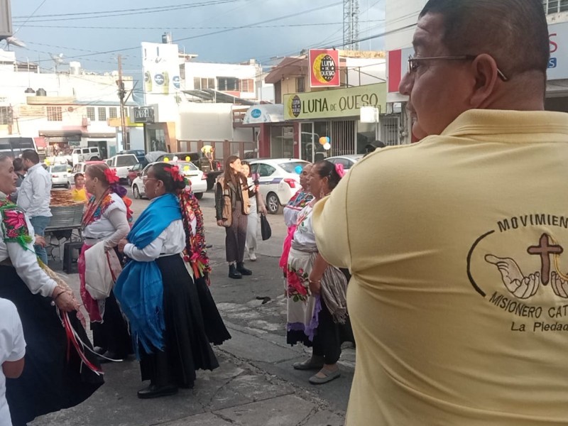 Se respira la fe y la tradición en el barrio del Carmen