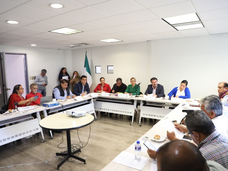 Se reúnen diputados con habitantes de Petacalco; buscan cerrar termoeléctrica