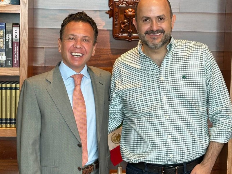 Se reúnen Lemus y Villanueva para hablar sobre UdeG