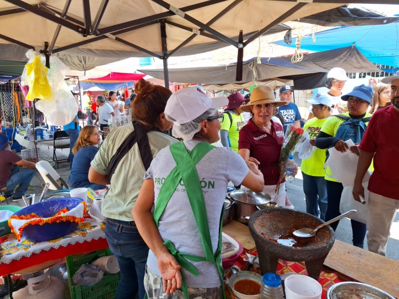 Se reúne Irma Leticia con comerciantes y claman seguridad