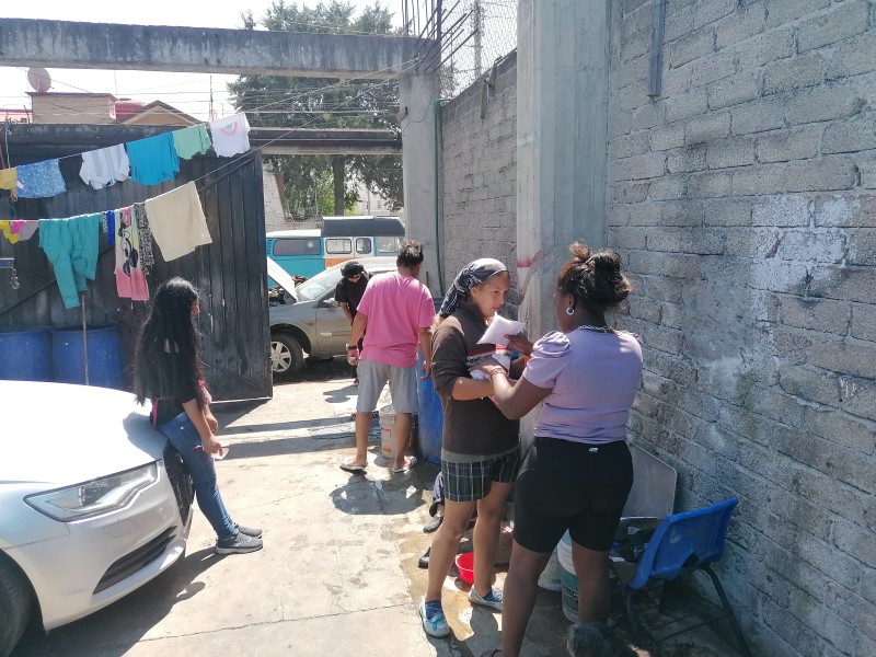 Se satura albergue para migrantes en Metepec