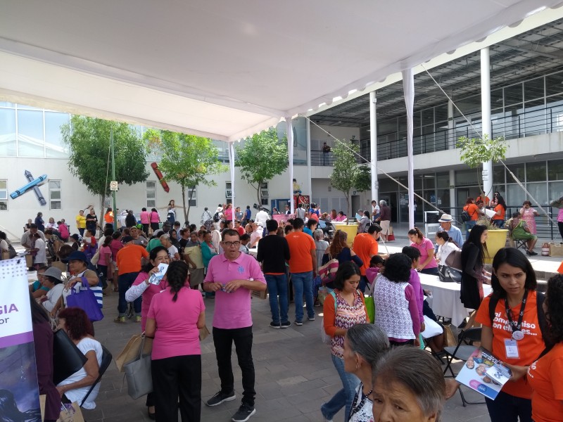 Se sigue restringiendo la salud a mujeres