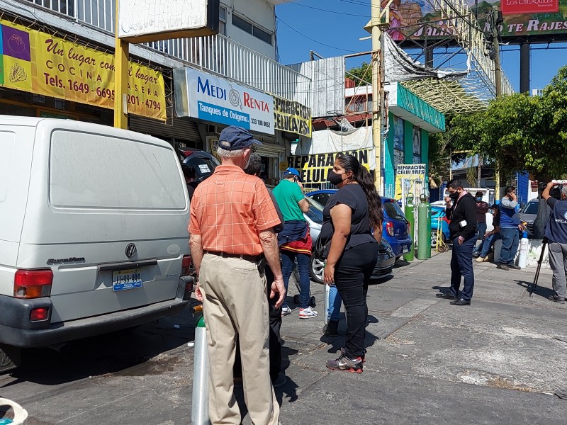 Se solidarizan con llenado de tanques a bajo precio