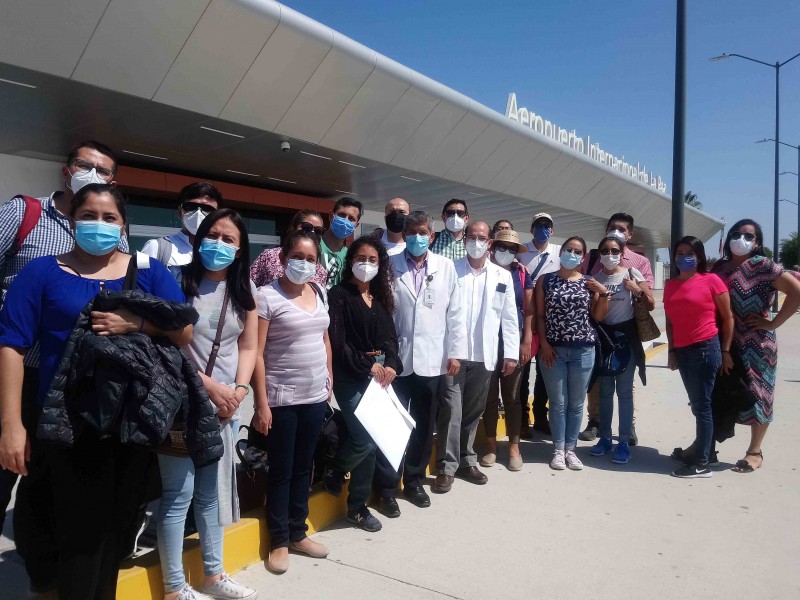 Se suman. 22 médicos al IMSS BCS