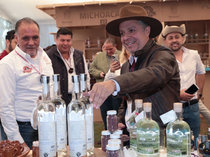 Se unen mezcaleros