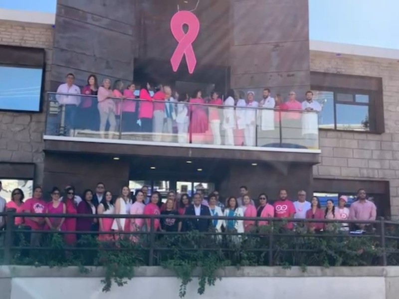 Se unen Nogalenses en la concientización del cáncer de mama