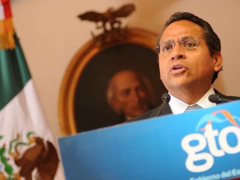 Se va del PAN para fundar partido político México Republicano