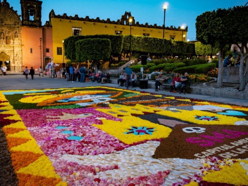 Se viste San Miguel de Allende de flores.