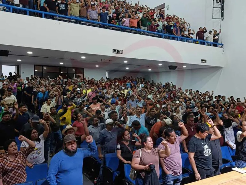 Sección 22 de Oaxaca finaliza plantón y regresan a clases