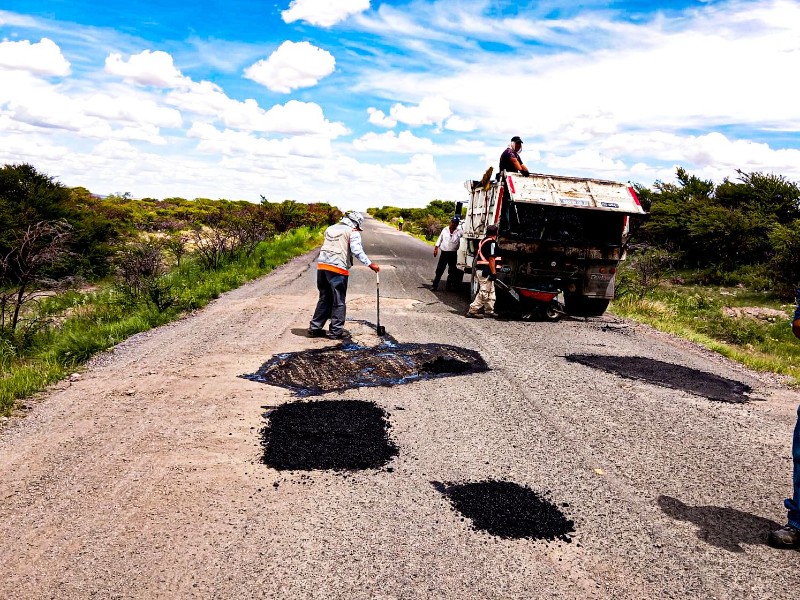 Secope mantiene monitoreo constante de carreteras ante lluvias en Durango