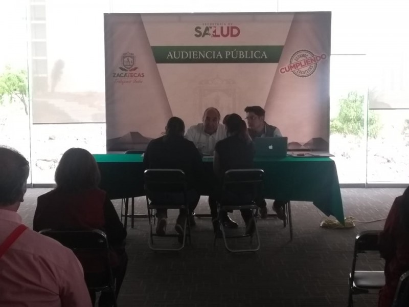 Secretaría de Salud recibe 62 solicitudes en audiencia