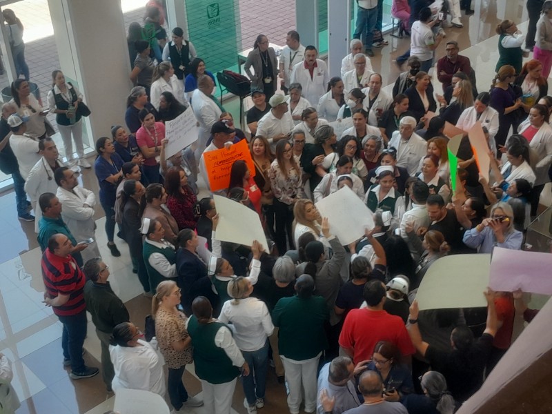Secretaría de Salud se reunió con trabajadores inconformes