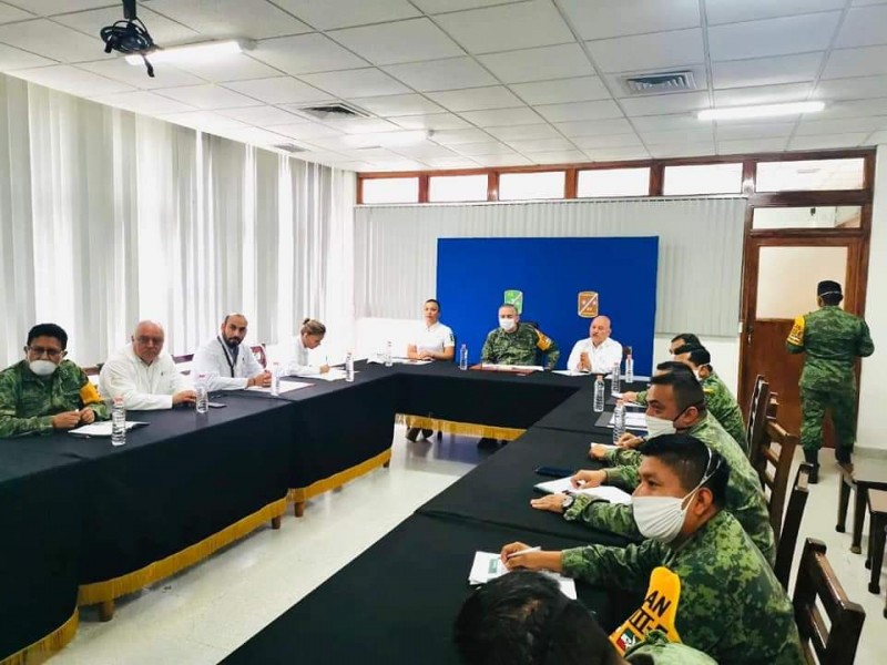 Secretario de salud recorre puente fronterizo