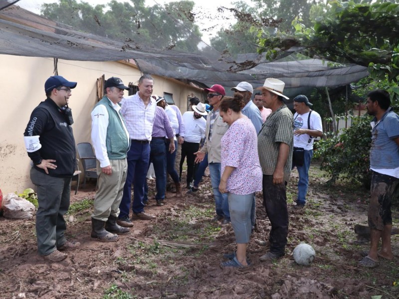 📷Secretarios Federales y Gobernador recorren zonas afectadas