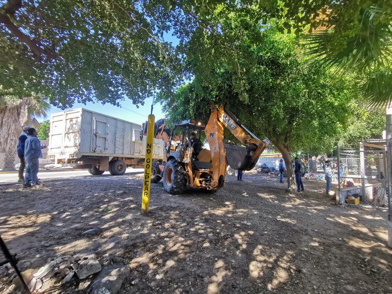 Sector educativo es afectado tras crisis en recolección de basura