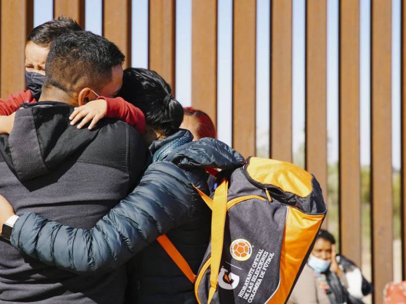 Secuestran a 10 migrantes colombianos en Sonora