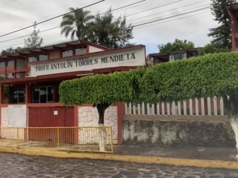 Secundaria de Xalapa suspende clases presenciales tras casos de covid