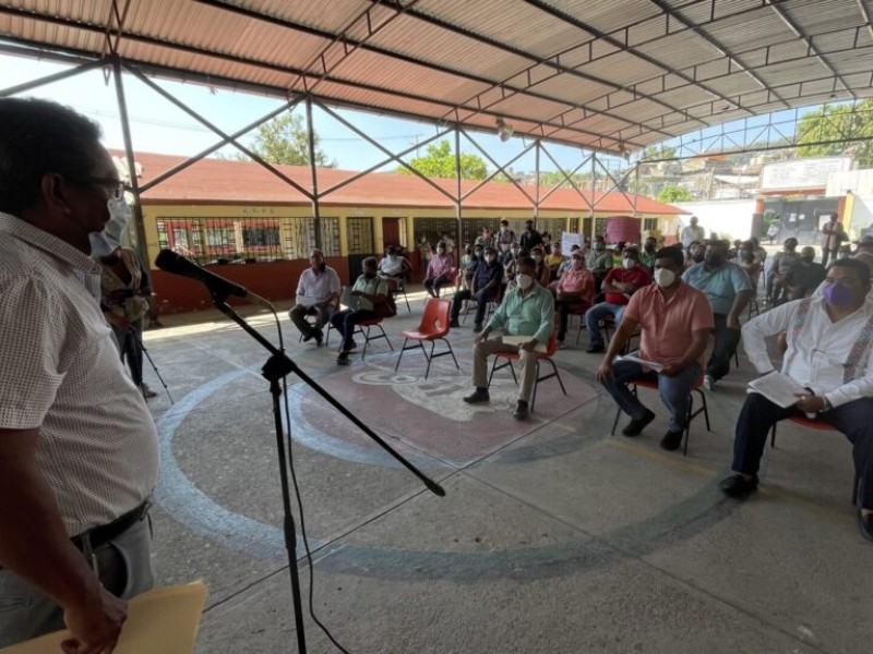 Secundarias generales esperan pacientes, solución a la falta de nombramientos