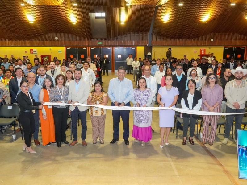 Sedeco impulsa desarrollo empresarial con el encuentro Fomenta 2025 en Oaxaca