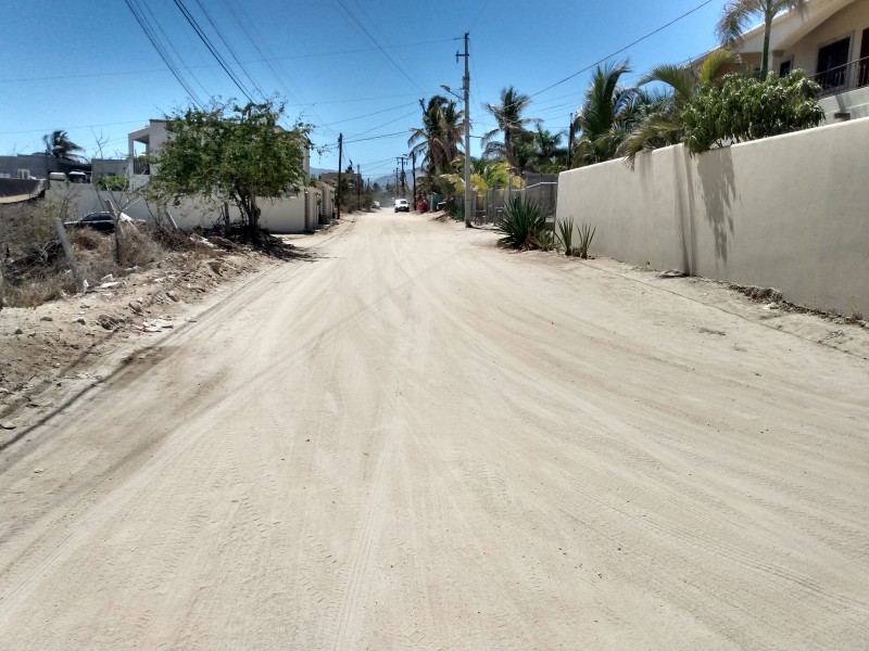 Seguridad, alumbrado y pavimentación,  necesidades del distrito VII