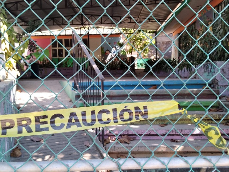 Seis escuelas con daños en Zihuatanejo, sin atender por IGIFE