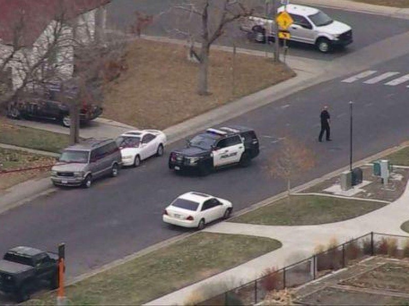 Seis heridos tras tiroteo cerca de escuela en Colorado