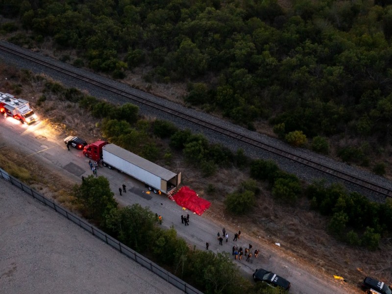 Seis oaxaqueños entre los migrantes del tráiler en Texas