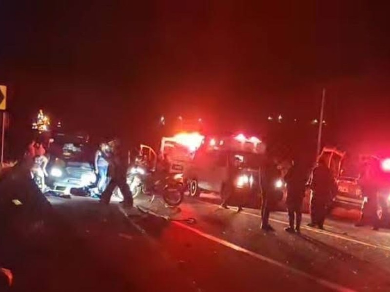 Ocho personas pierden la vida tras accidente en Sombrerete