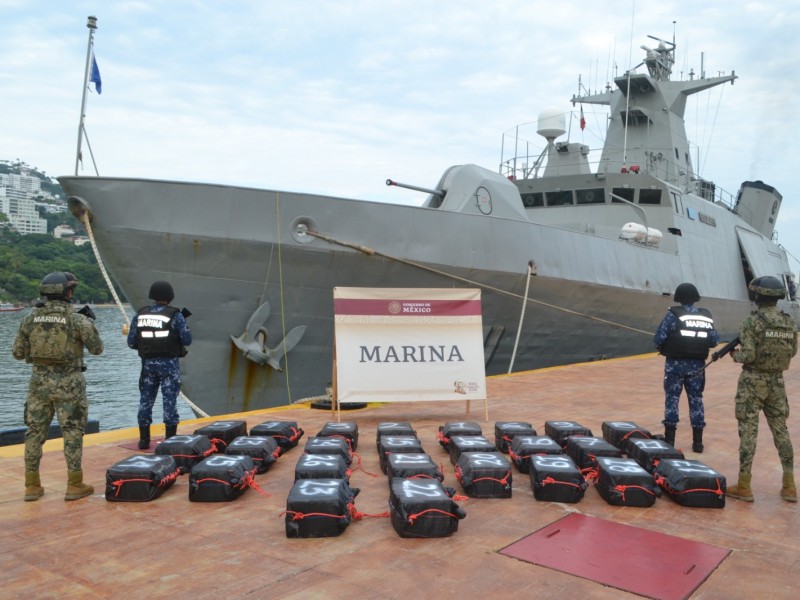 Semar asegura 922 kg de cocaína en Acapulco