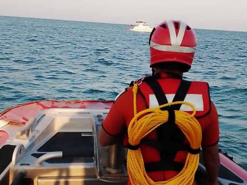 SEMAR rescata a tripulantes de yate a la deriva